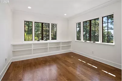 3620 SW Dosch Rd, Portland, OR 97239 - Photo 24