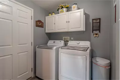 345 Littlebrook Ln, Roseburg, OR 97471 - Photo 10