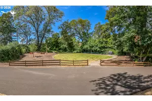 345 Littlebrook Ln, Roseburg, OR 97471 - Photo 40