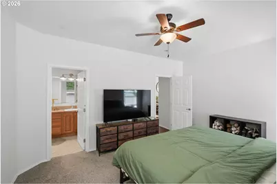 644 9th Ave, Coos Bay, OR 97420 - Photo 20