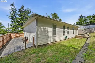 644 9th Ave, Coos Bay, OR 97420 - Photo 26