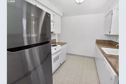 3095 SW 202nd Ave, Beaverton, OR 97003 - Photo 16