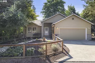 16591 SE Catlyn Woods Dr, Milwaukie, OR 97267 - Photo 1