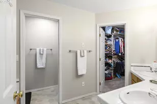 16591 SE Catlyn Woods Dr, Milwaukie, OR 97267 - Photo 20