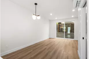 7585 SW Capitol Hwy, Portland, OR 97219 - Photo 4