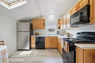 7029 SE 85th Ave, Portland, OR 97266 - Photo 18