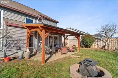 19390 Westwood Dr, Oregon City, OR 97045 - Photo 4