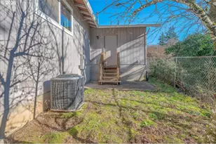 415 S 12th St, Saint Helens, OR 97051 - Photo 28