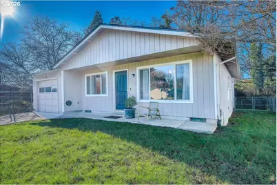 415 S 12th St, Saint Helens, OR 97051 - Photo 2