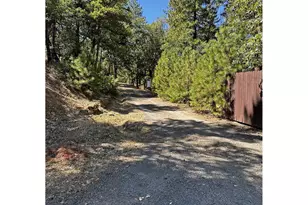 4712 Old Hwy 99 S, Ashland, OR 97520 - Photo 4