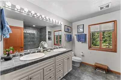 31904 Chantrelle Ln, Gold Beach, OR 97444 - Photo 22
