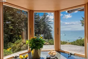 31904 Chantrelle Ln, Gold Beach, OR 97444 - Photo 12