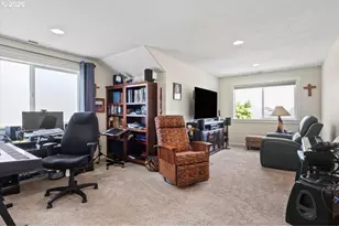 751 SE Glendover Ln, Dallas, OR 97338 - Photo 32