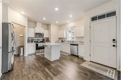 7049 NE 4th Ct, Vancouver, WA 98665 - Photo 10