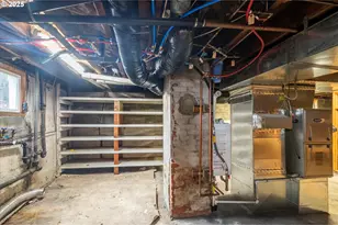 509 N Collier St, Coquille, OR 97423 - Photo 76