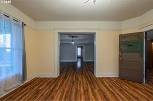 509 N Collier St, Coquille, OR 97423 - Photo 14