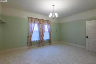 509 N Collier St, Coquille, OR 97423 - Photo 60