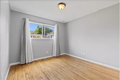 721 NW 76th St, Vancouver, WA 98665 - Photo 16