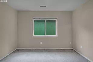 17670 SW September Ln, Beaverton, OR 97003 - Photo 28