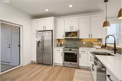 7313 N Willamette Blvd, Portland, OR 97203 - Photo 8