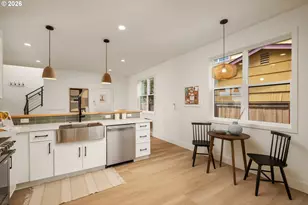 7313 N Willamette Blvd, Portland, OR 97203 - Photo 10
