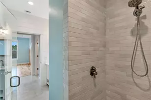 32996 Pacific Bellevue Ln, Warrenton, OR 97146 - Photo 24