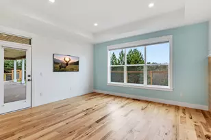 32996 Pacific Bellevue Ln, Warrenton, OR 97146 - Photo 18