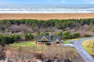 32996 Pacific Bellevue Ln, Warrenton, OR 97146 - Photo 42