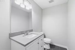 22335 SW Martinazzi Ave, Tualatin, OR 97062 - Photo 14