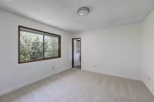 6902 SW 2nd Ave, Portland, OR 97219 - Photo 10