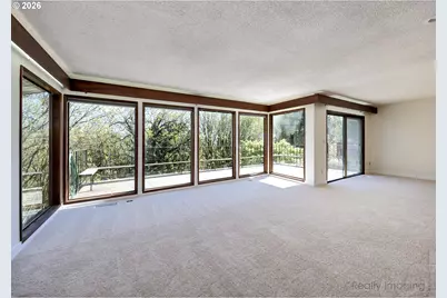 6902 SW 2nd Ave, Portland, OR 97219 - Photo 1
