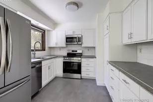 6902 SW 2nd Ave, Portland, OR 97219 - Photo 4