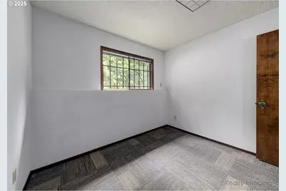 6902 SW 2nd Ave, Portland, OR 97219 - Photo 18