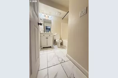 15423 NE Alton St, Portland, OR 97230 - Photo 16