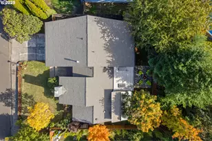 8405 SW Lori Way, Aloha, OR 97007 - Photo 4