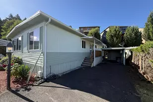1709 NE 78th St, Vancouver, WA 98665 - Photo 2