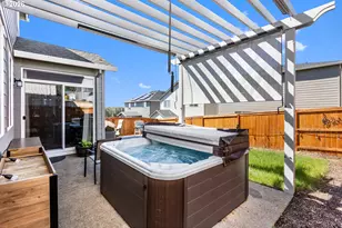 899 NE Trillium Dr, Estacada, OR 97023 - Photo 4