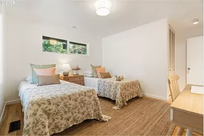 2370 SW Timberline Dr, Portland, OR 97225 - Photo 30