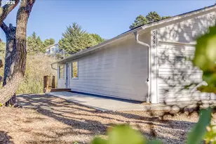 5980 Palisades Dr, Lincoln City, OR 97367 - Photo 1
