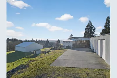 10685 Oak Dr SE, Salem, OR 97306 - Photo 6