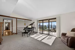 10685 Oak Dr SE, Salem, OR 97306 - Photo 8