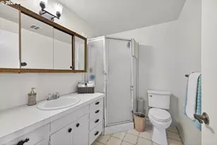 10685 Oak Dr SE, Salem, OR 97306 - Photo 28