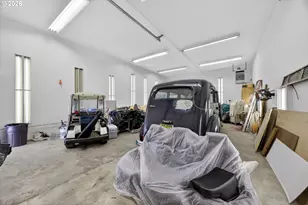 10685 Oak Dr SE, Salem, OR 97306 - Photo 38