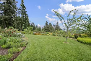 34394 Deerwood Dr, Eugene, OR 97405 - Photo 40