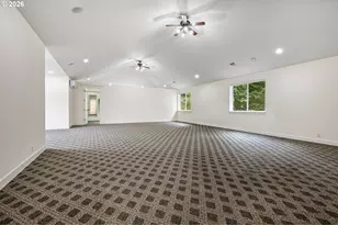 34394 Deerwood Dr, Eugene, OR 97405 - Photo 30