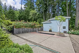 34394 Deerwood Dr, Eugene, OR 97405 - Photo 44