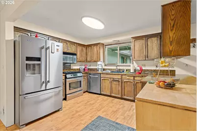 9505 NW 21st Ave, Vancouver, WA 98665 - Photo 8