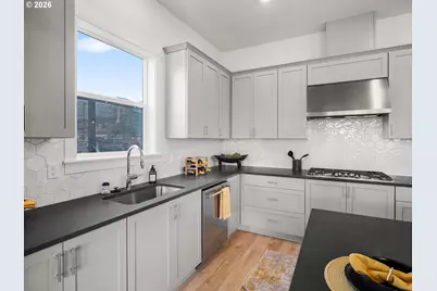 11661 SW Hayrick Ter, Beaverton, OR 97007 - Photo 22