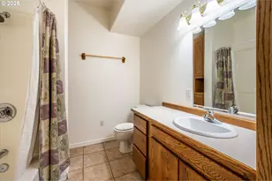 322 5th Ave, Coos Bay, OR 97420 - Photo 26