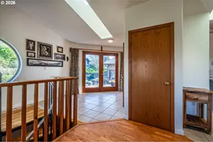 322 5th Ave, Coos Bay, OR 97420 - Photo 18